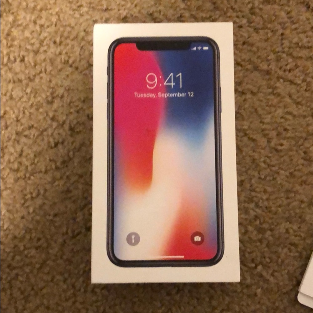 Empty iPhone X box